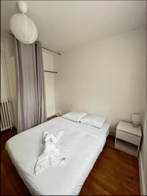 Los Angeles - Grand Appartement Reims Esterno foto